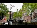 BMX : Backflip au dessus du Canal d'Amsterdam